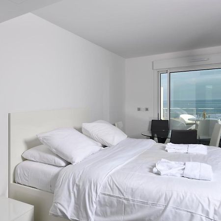 Le Nautilia Residence De Luxe "Reservee Aux Couples" آجد المظهر الخارجي الصورة