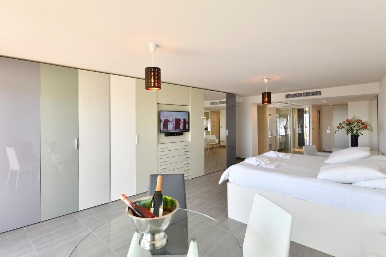 Le Nautilia Residence De Luxe "Reservee Aux Couples" آجد المظهر الخارجي الصورة