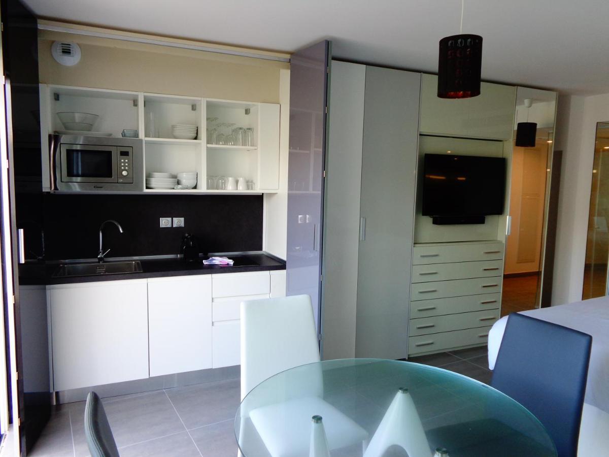 Le Nautilia Residence De Luxe "Reservee Aux Couples" آجد المظهر الخارجي الصورة